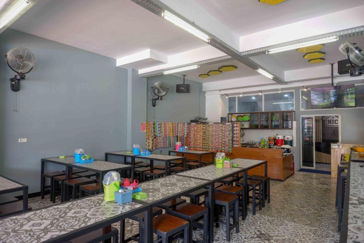 Reddoorz Plus Near Patung Kuda Undip Jatingaleh Экстерьер фото