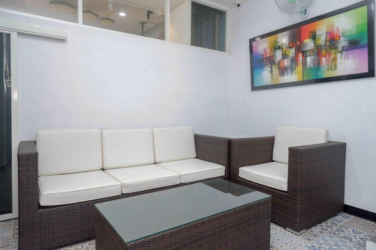 Reddoorz Plus Near Patung Kuda Undip Jatingaleh Экстерьер фото