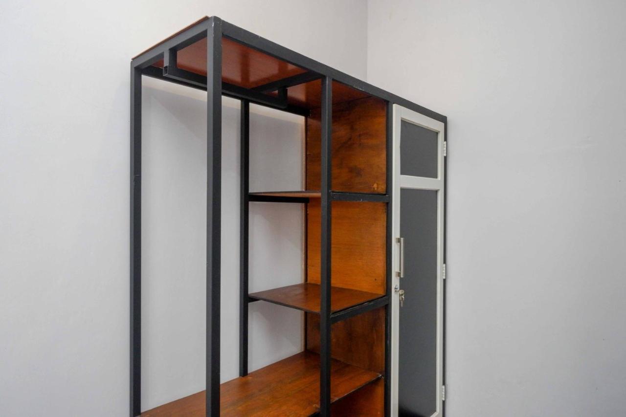 Reddoorz Plus Near Patung Kuda Undip Jatingaleh Экстерьер фото